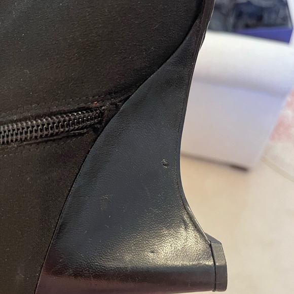 Stuart Weitzman Boots - Picture 5 of 14